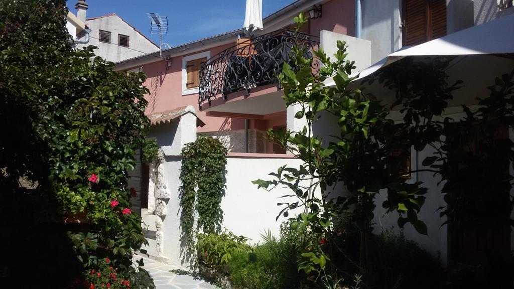 Apartment Elda Petrcane Exterior foto